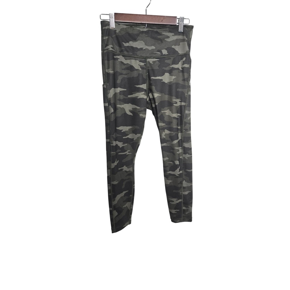 Athleta Ultimate Camo 7/8 Tight Womens‎ M Green Camouflage High Rise Leggings